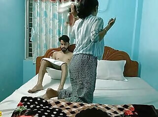amateur Indian young boy fucking hard room service hotel girl at Mumbai! Indian hotel sex asian